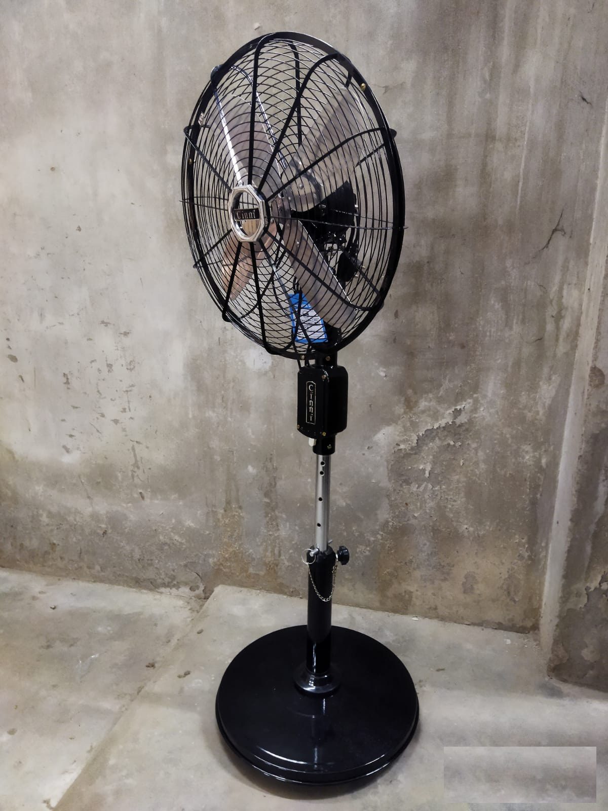 Cinni Sumo Pedestal Fan